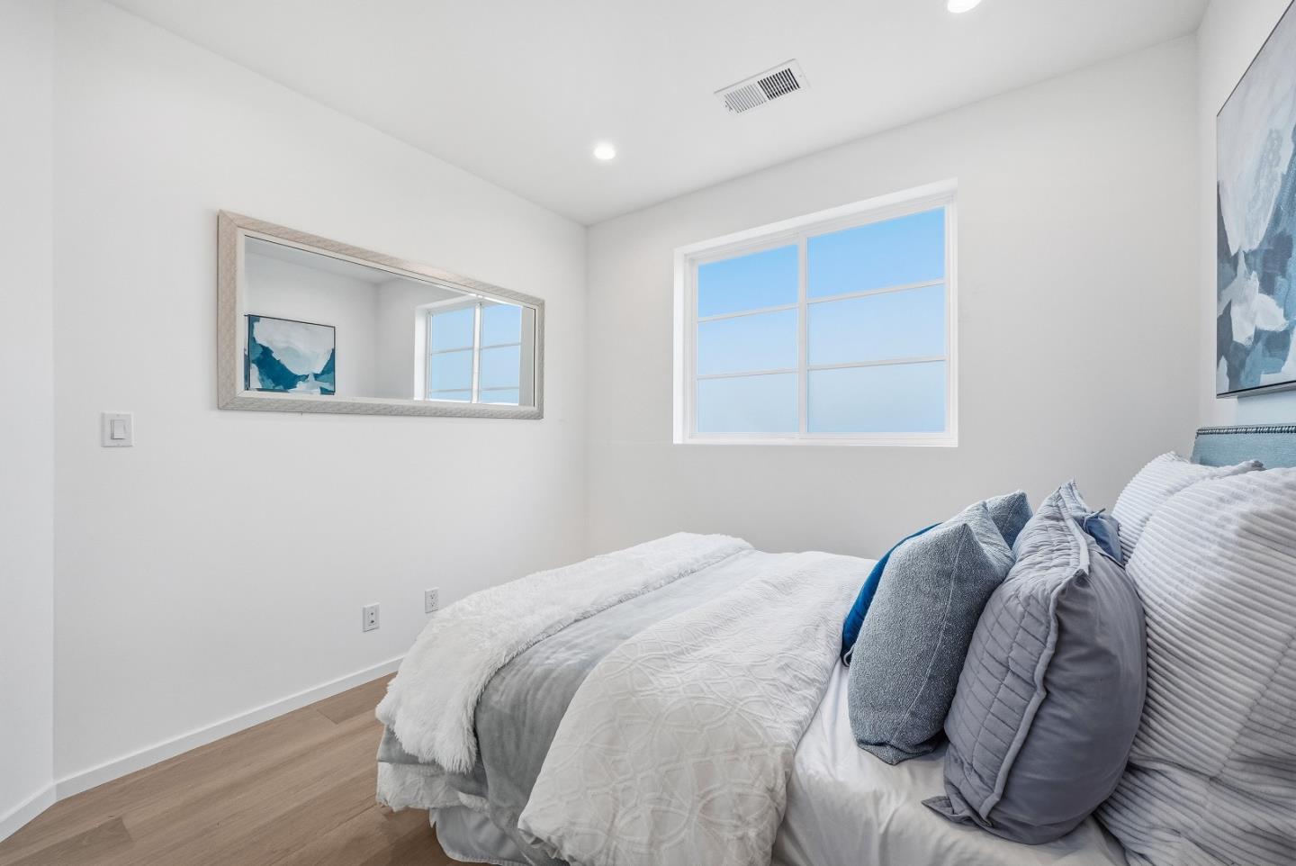 Detail Gallery Image 27 of 35 For 416 Gabilan St, Los Altos,  CA 94022 - 3 Beds | 2/1 Baths