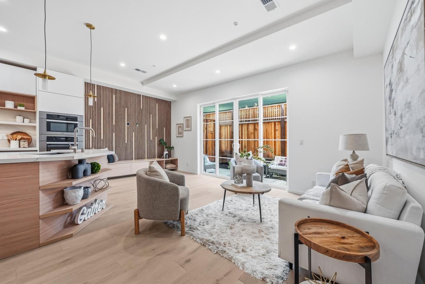 Detail Gallery Image 8 of 35 For 416 Gabilan St, Los Altos,  CA 94022 - 3 Beds | 2/1 Baths