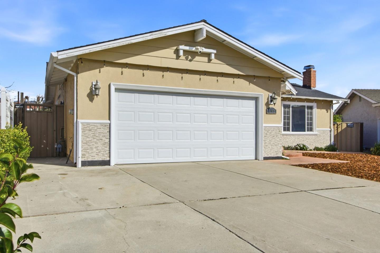 Detail Gallery Image 2 of 47 For 662 Kirk Glen Dr, San Jose,  CA 95133 - 4 Beds | 3 Baths