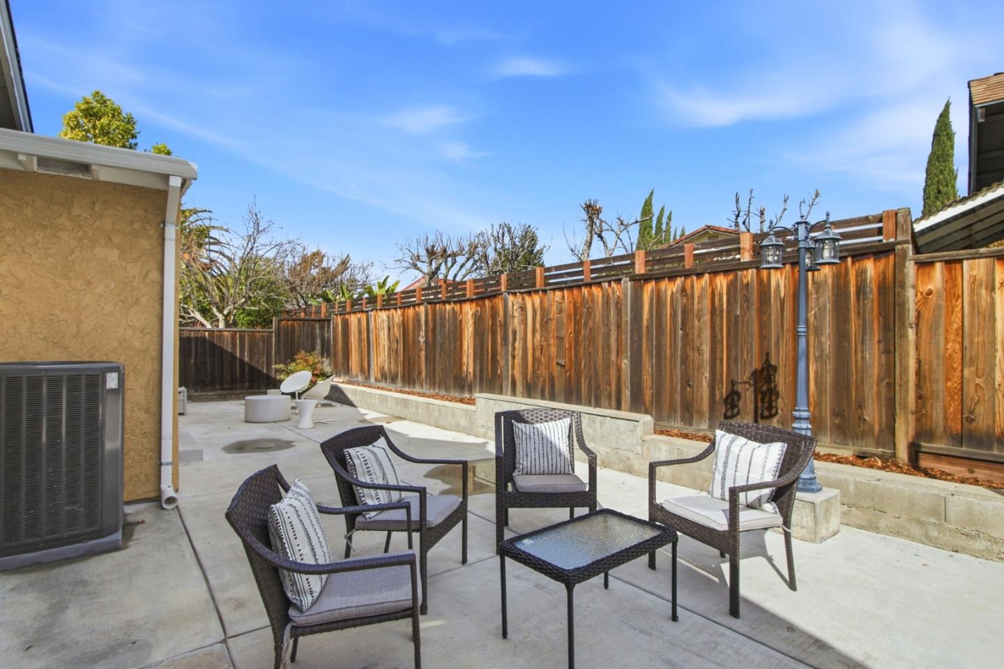 Detail Gallery Image 41 of 47 For 662 Kirk Glen Dr, San Jose,  CA 95133 - 4 Beds | 3 Baths