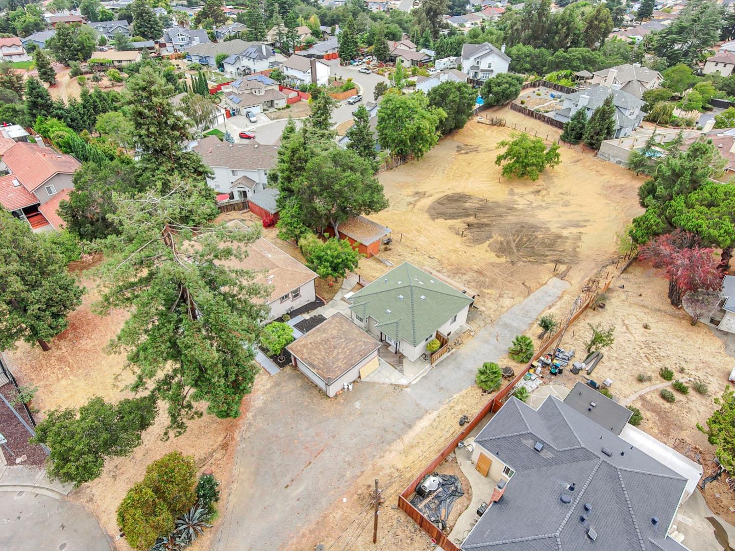 Detail Gallery Image 66 of 80 For 2468 Hidden Ln, Hayward,  CA 94541 - 5 Beds | 4 Baths