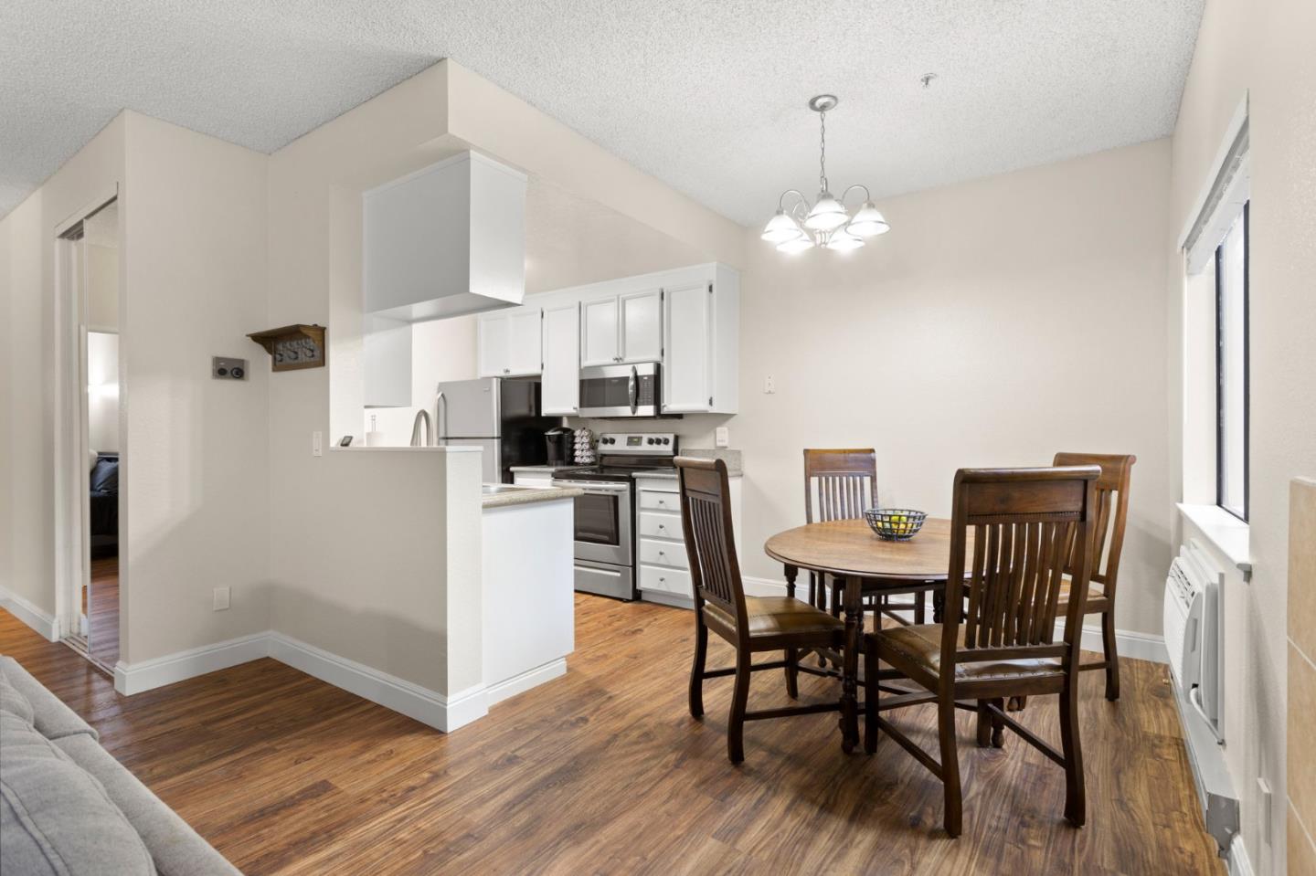 Detail Gallery Image 10 of 22 For 37470 Parish Cir 19c,  Fremont,  CA 94536 - 2 Beds | 2 Baths