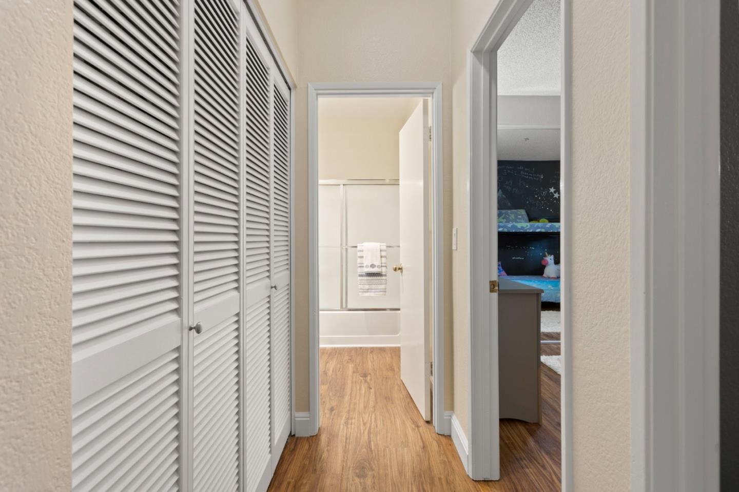 Detail Gallery Image 13 of 22 For 37470 Parish Cir 19c,  Fremont,  CA 94536 - 2 Beds | 2 Baths