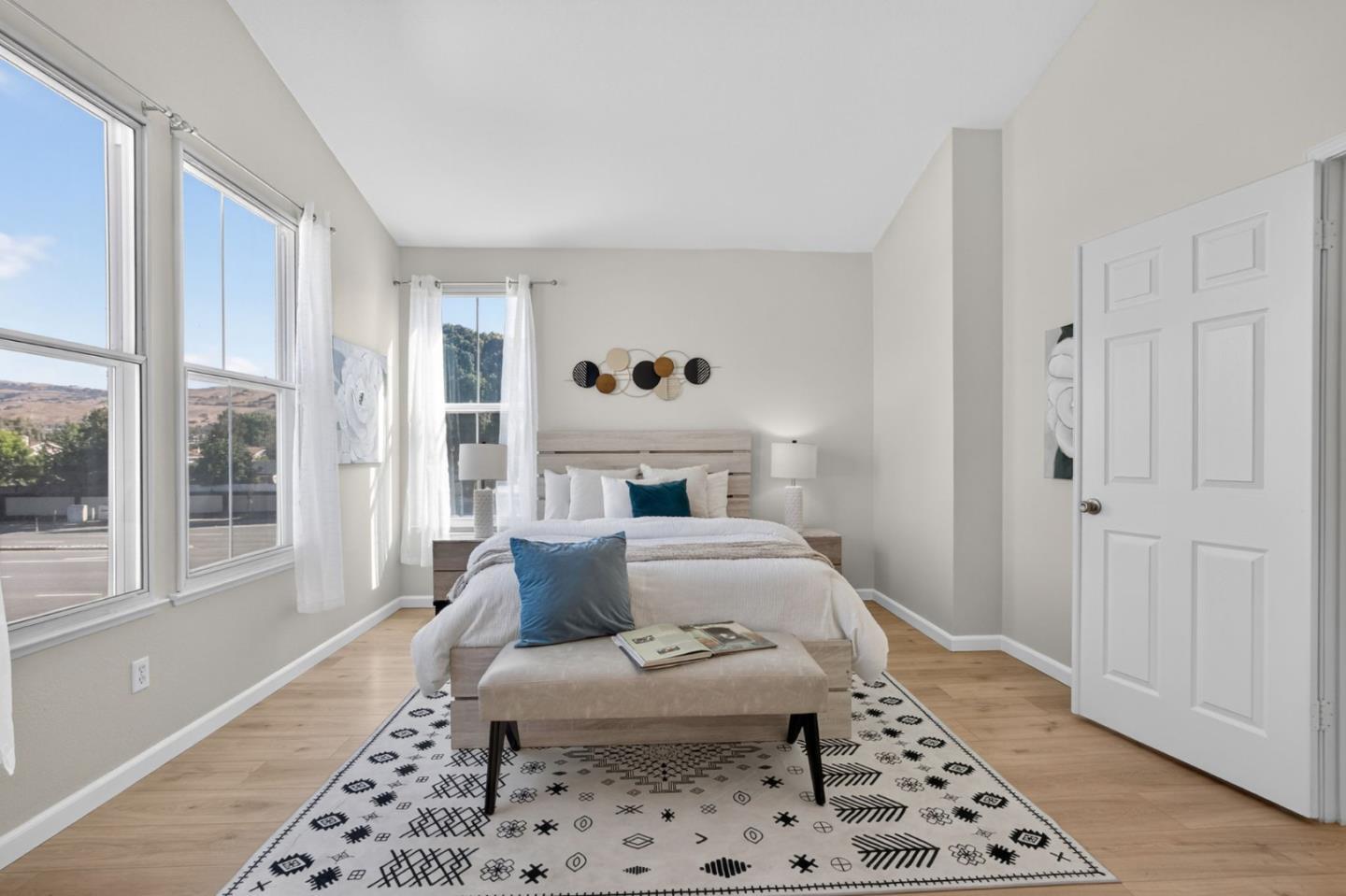 Detail Gallery Image 22 of 42 For 2955 Vineyard Park Dr, San Jose,  CA 95148 - 4 Beds | 2/1 Baths