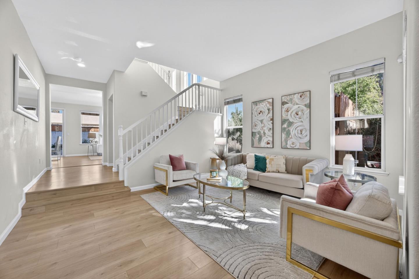 Detail Gallery Image 4 of 42 For 2955 Vineyard Park Dr, San Jose,  CA 95148 - 4 Beds | 2/1 Baths