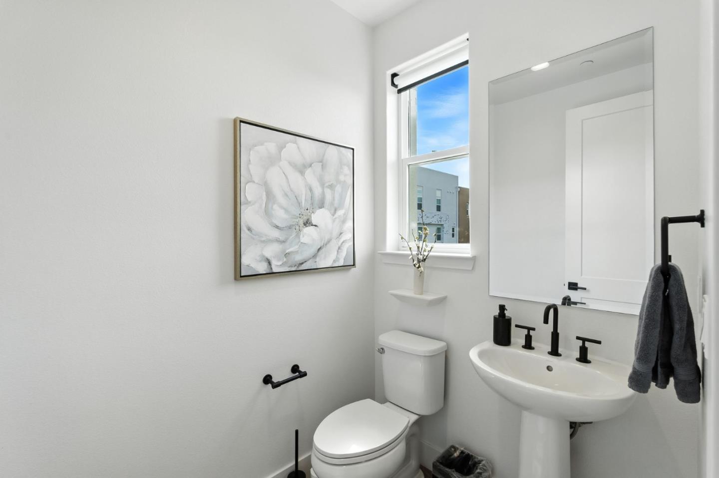 Detail Gallery Image 13 of 36 For 3493 Router Cmn, Fremont,  CA 94538 - 4 Beds | 3/1 Baths