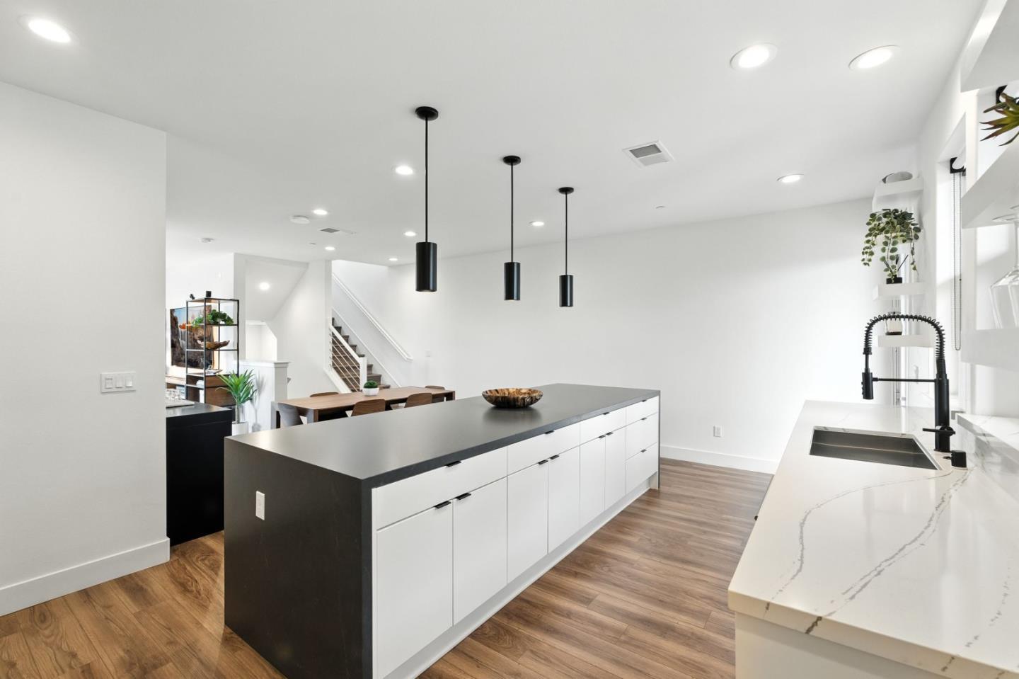 Detail Gallery Image 7 of 36 For 3493 Router Cmn, Fremont,  CA 94538 - 4 Beds | 3/1 Baths