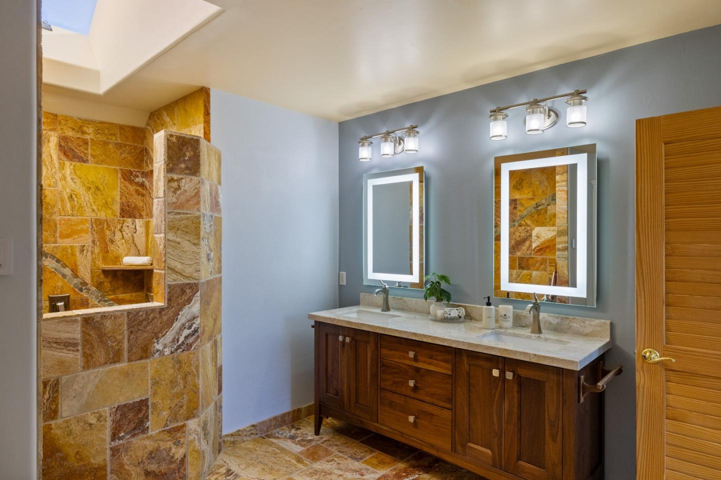 Detail Gallery Image 21 of 29 For 13 Sylvan Pl, Monterey,  CA 93940 - 3 Beds | 2 Baths