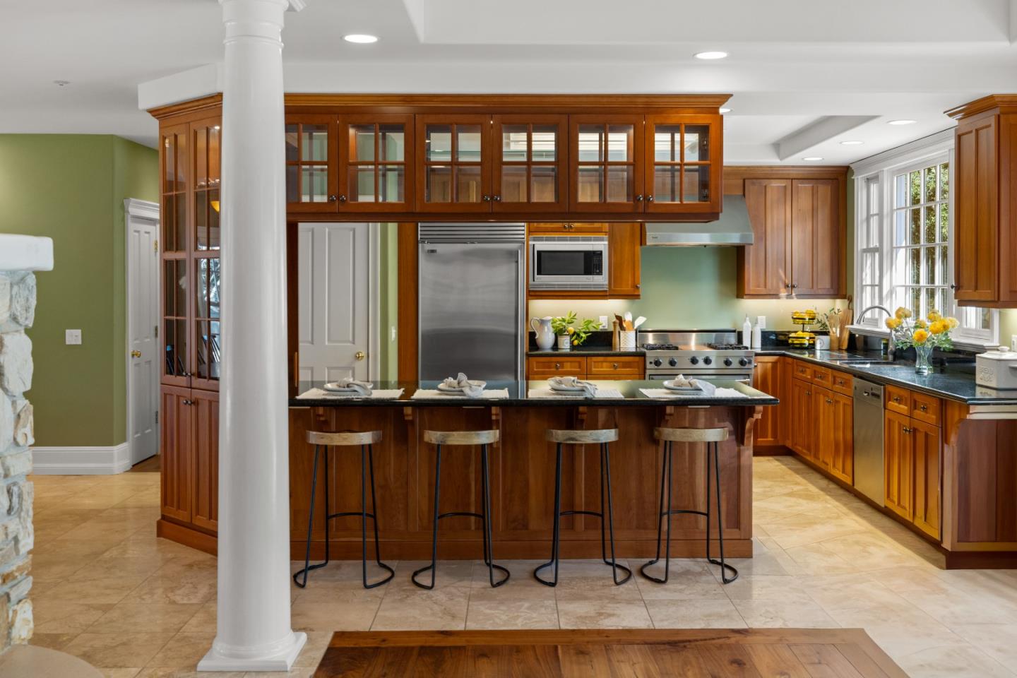 13 Sylvan Place, Monterey, CA, 93940