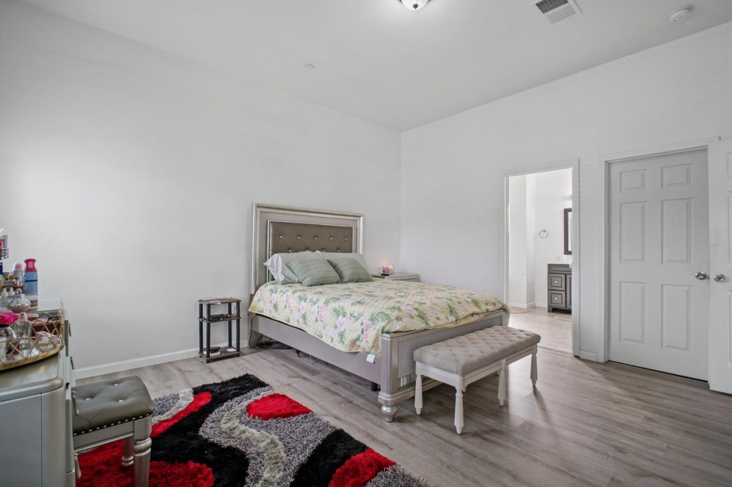 Detail Gallery Image 22 of 50 For 26937 Huntwood Ave, Hayward,  CA 94544 - 4 Beds | 4/1 Baths