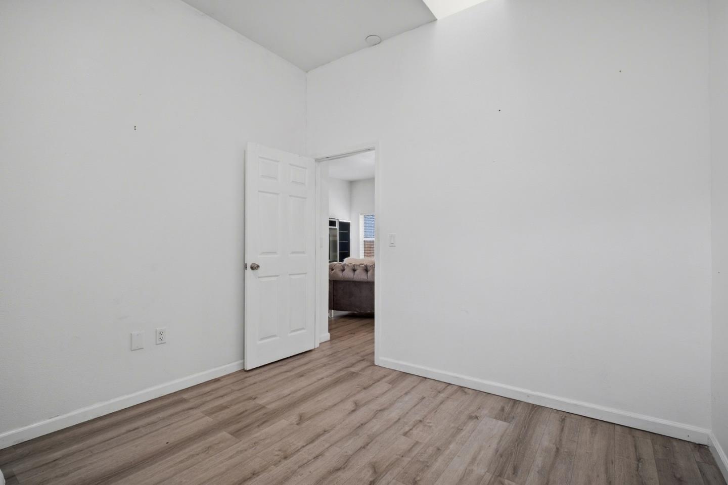 Detail Gallery Image 25 of 50 For 26937 Huntwood Ave, Hayward,  CA 94544 - 4 Beds | 4/1 Baths