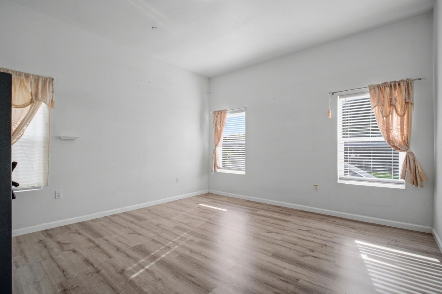 Detail Gallery Image 26 of 50 For 26937 Huntwood Ave, Hayward,  CA 94544 - 4 Beds | 4/1 Baths