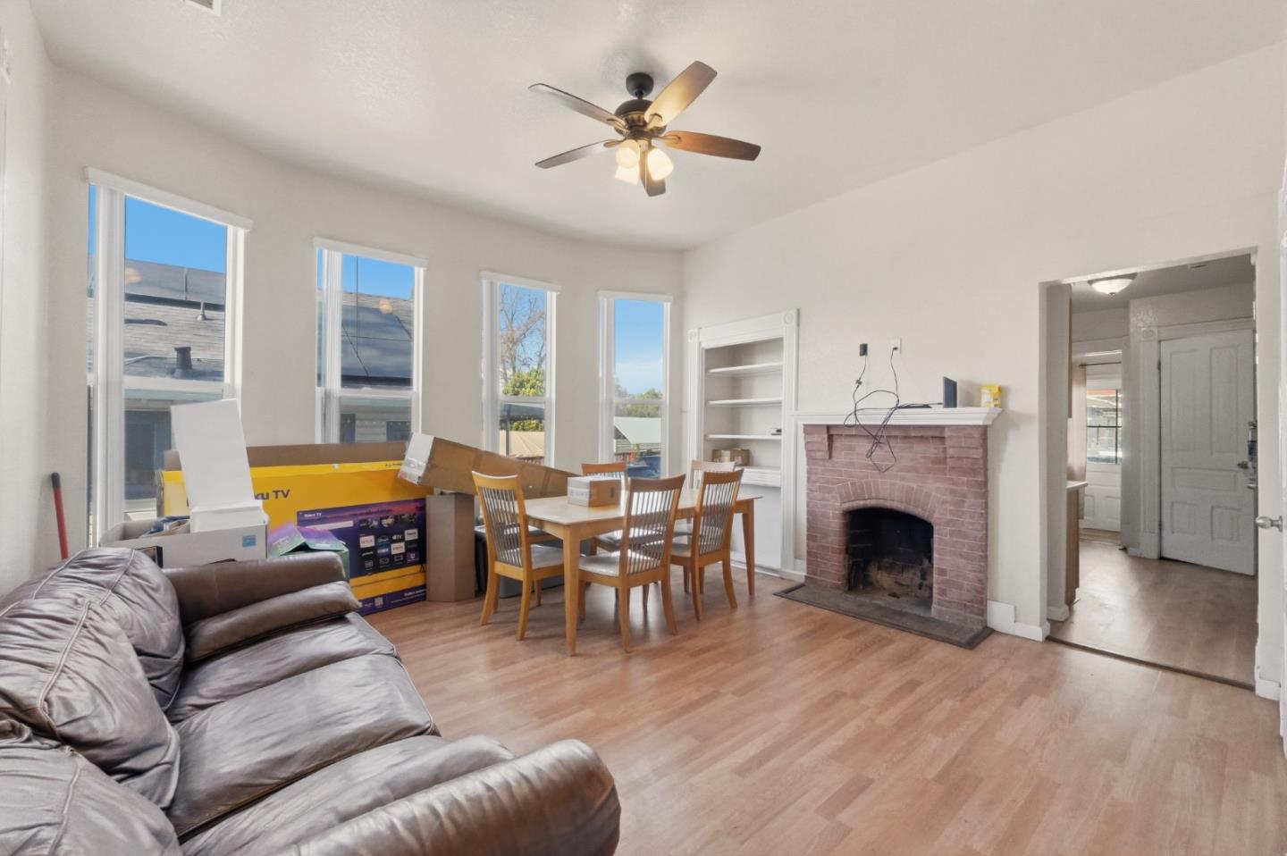 Detail Gallery Image 5 of 19 For 1090 S 7th St, San Jose,  CA 95112 - 10 Beds | 4 Baths