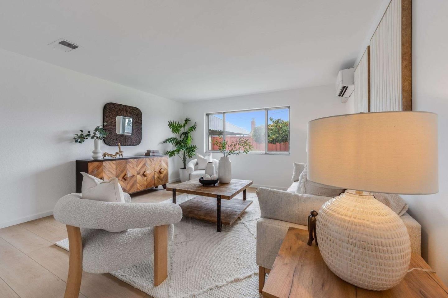 Detail Gallery Image 3 of 35 For 40327 Blacow Rd, Fremont,  CA 94538 - 3 Beds | 2 Baths