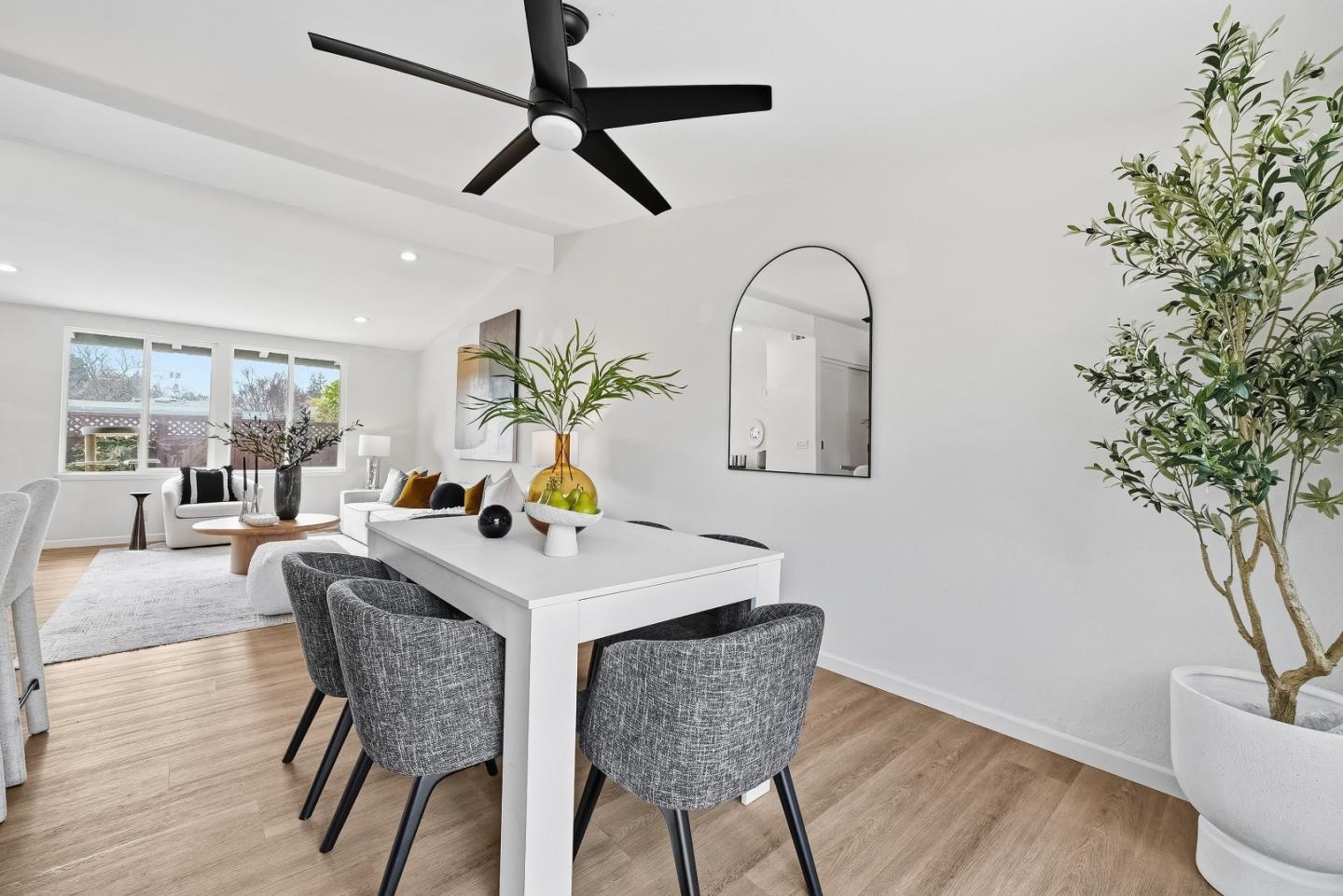 Detail Gallery Image 29 of 48 For 321 Beechnut Ave, Sunnyvale,  CA 94085 - 3 Beds | 2 Baths