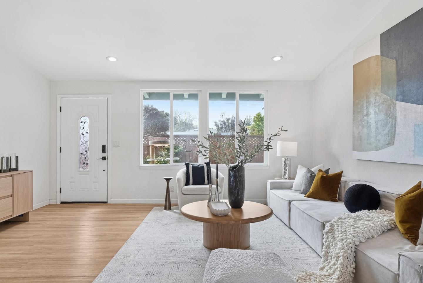 Detail Gallery Image 3 of 48 For 321 Beechnut Ave, Sunnyvale,  CA 94085 - 3 Beds | 2 Baths