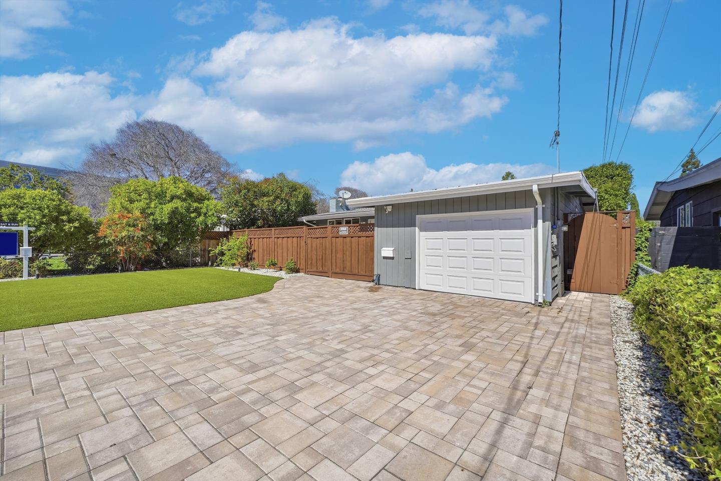 Detail Gallery Image 31 of 48 For 321 Beechnut Ave, Sunnyvale,  CA 94085 - 3 Beds | 2 Baths