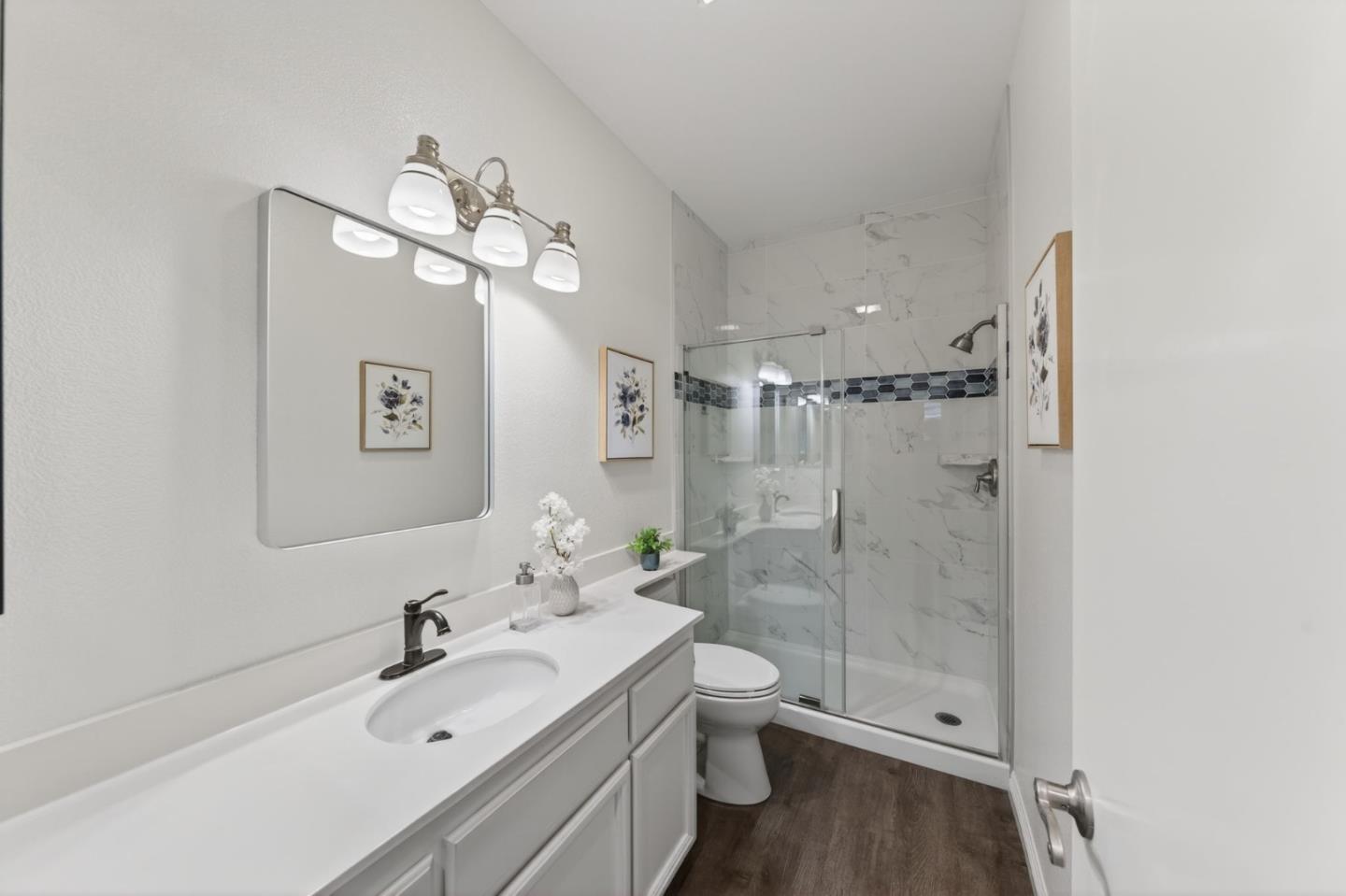 Detail Gallery Image 11 of 21 For 334 Ballymore Cir, San Jose,  CA 95136 - 4 Beds | 3 Baths