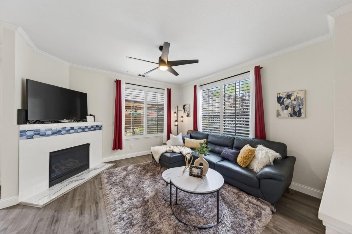 Detail Gallery Image 4 of 21 For 334 Ballymore Cir, San Jose,  CA 95136 - 4 Beds | 3 Baths