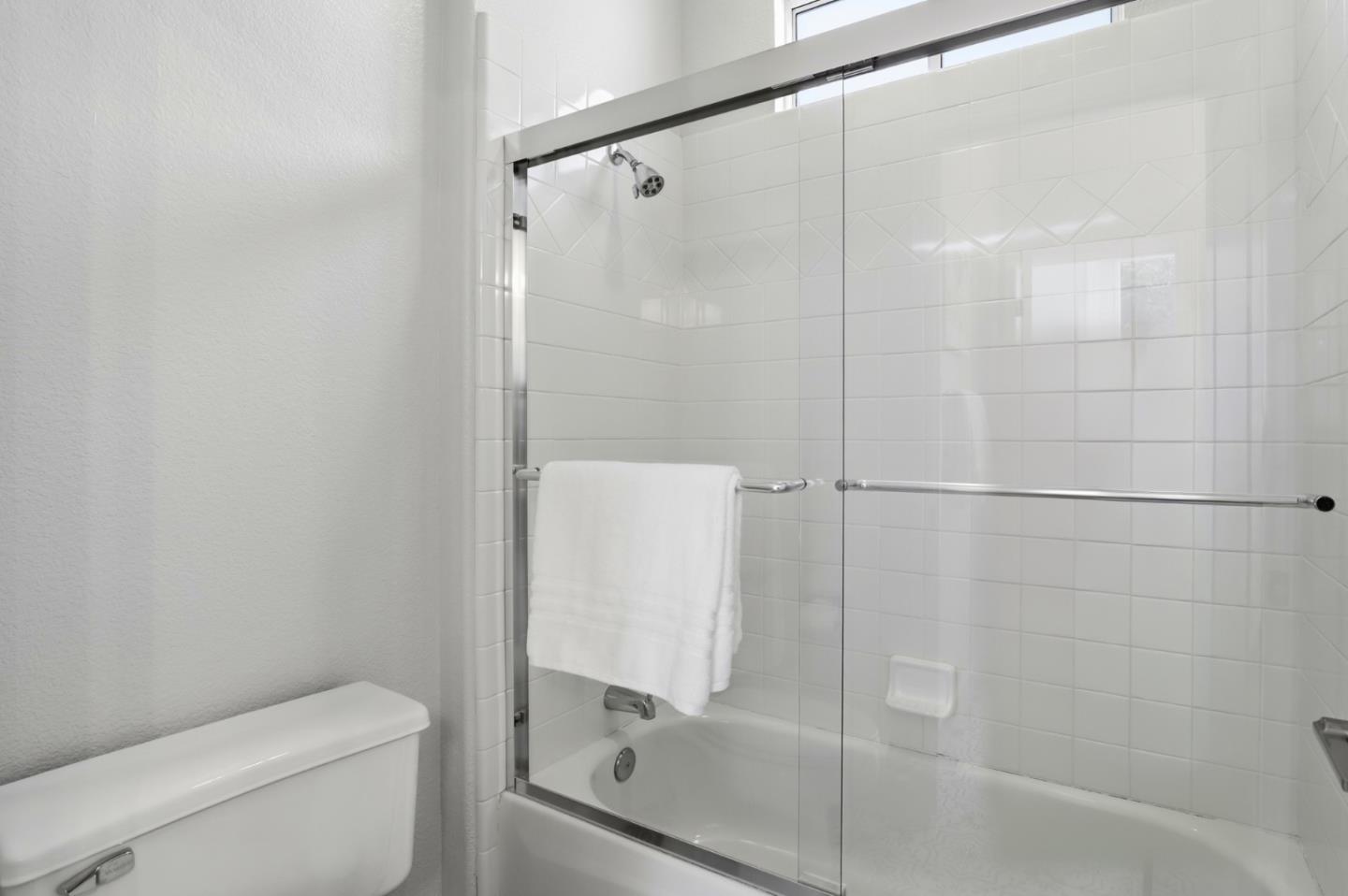 Detail Gallery Image 34 of 50 For 19076 Savannah Ct, Morgan Hill,  CA 95037 - 4 Beds | 3/1 Baths