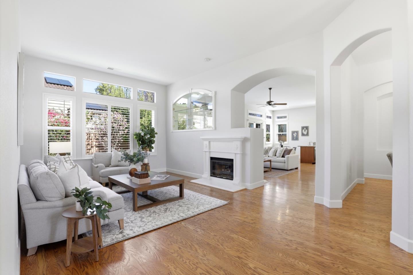 Detail Gallery Image 9 of 50 For 19076 Savannah Ct, Morgan Hill,  CA 95037 - 4 Beds | 3/1 Baths