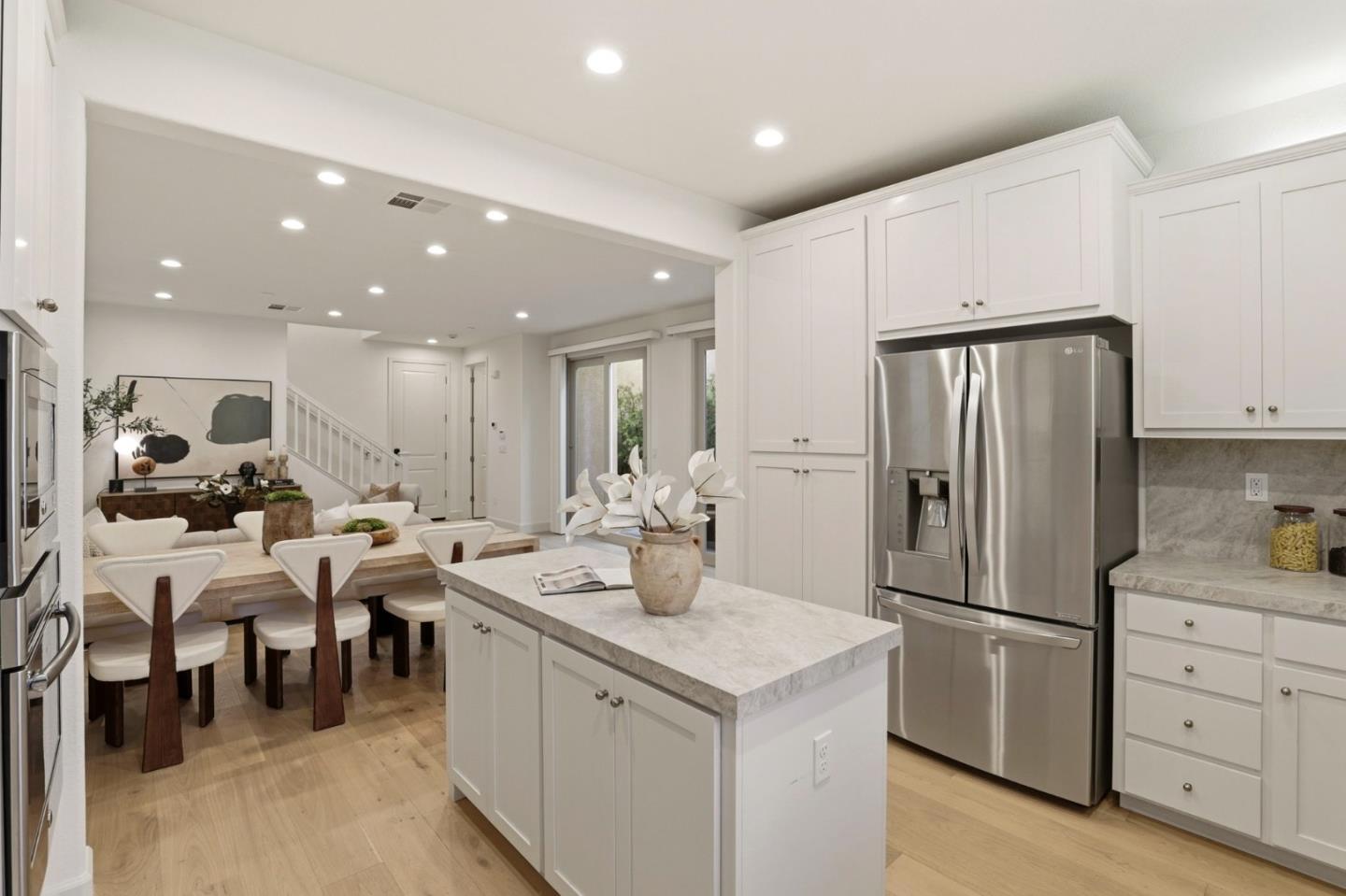 Detail Gallery Image 11 of 33 For 3042 via Siena Pl, Santa Clara,  CA 95051 - 3 Beds | 2/1 Baths