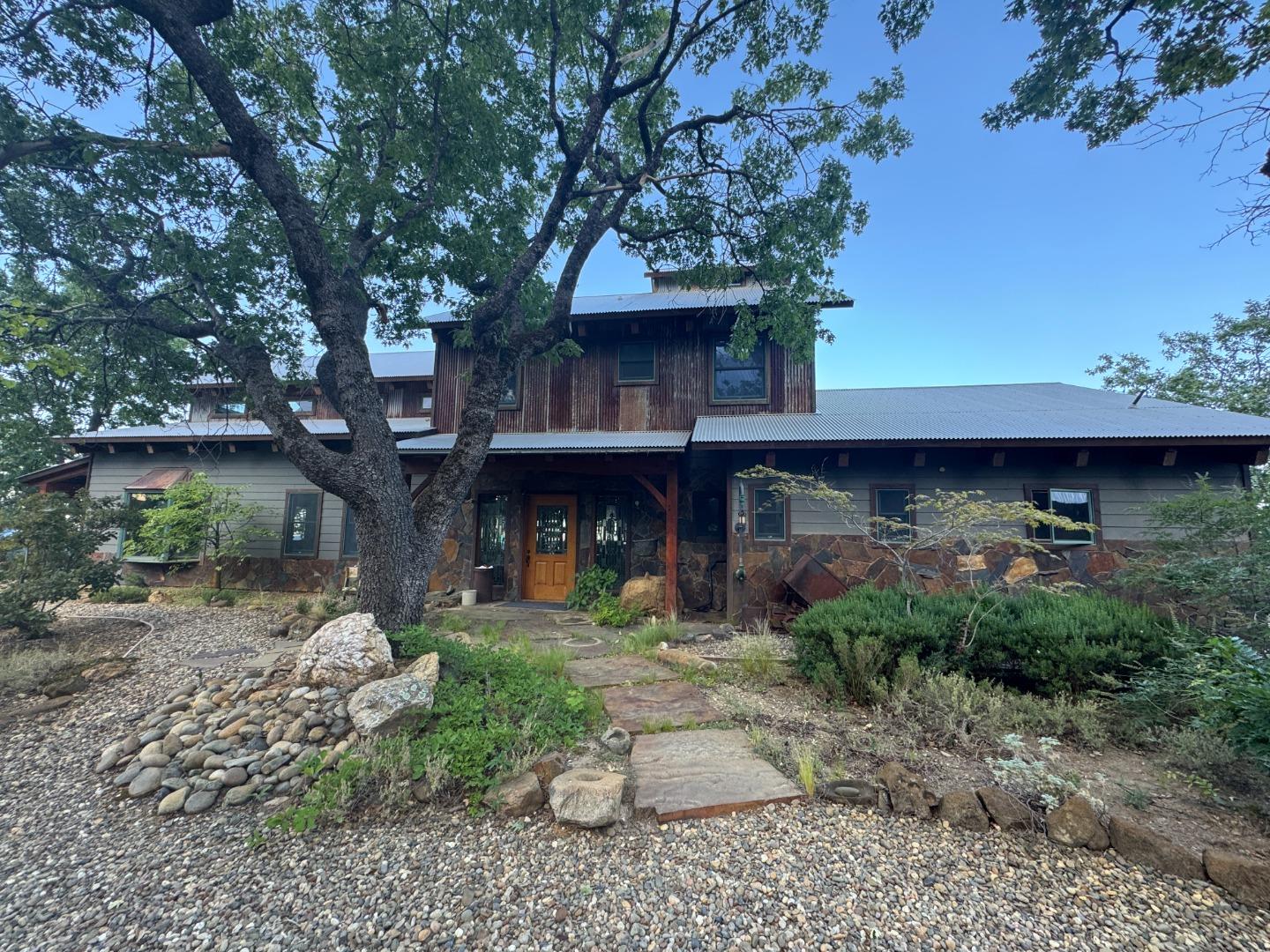 Detail Gallery Image 2 of 39 For 2251 Folendorf Rd, Murphys,  CA 95247 - 3 Beds | 2/1 Baths