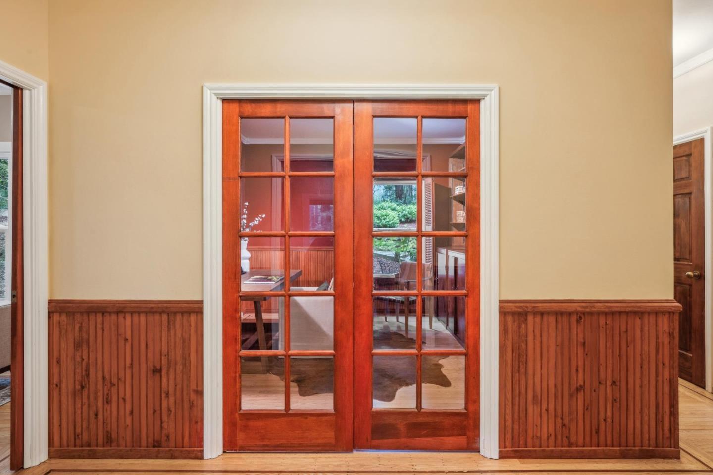 Detail Gallery Image 32 of 78 For 13872 Silver Sky Way, Woodside,  CA 94062 - 3 Beds | 2/1 Baths