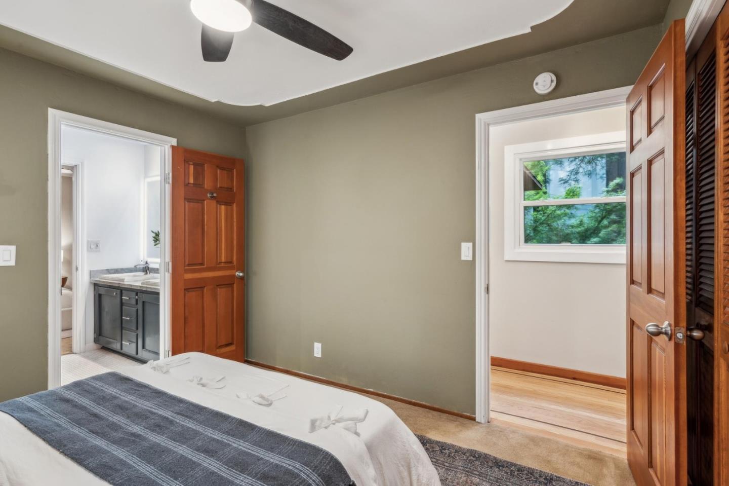 Detail Gallery Image 54 of 78 For 13872 Silver Sky Way, Woodside,  CA 94062 - 3 Beds | 2/1 Baths