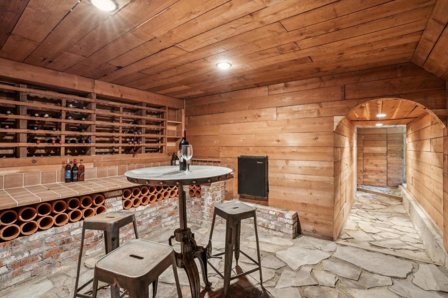 Detail Gallery Image 71 of 78 For 13872 Silver Sky Way, Woodside,  CA 94062 - 3 Beds | 2/1 Baths