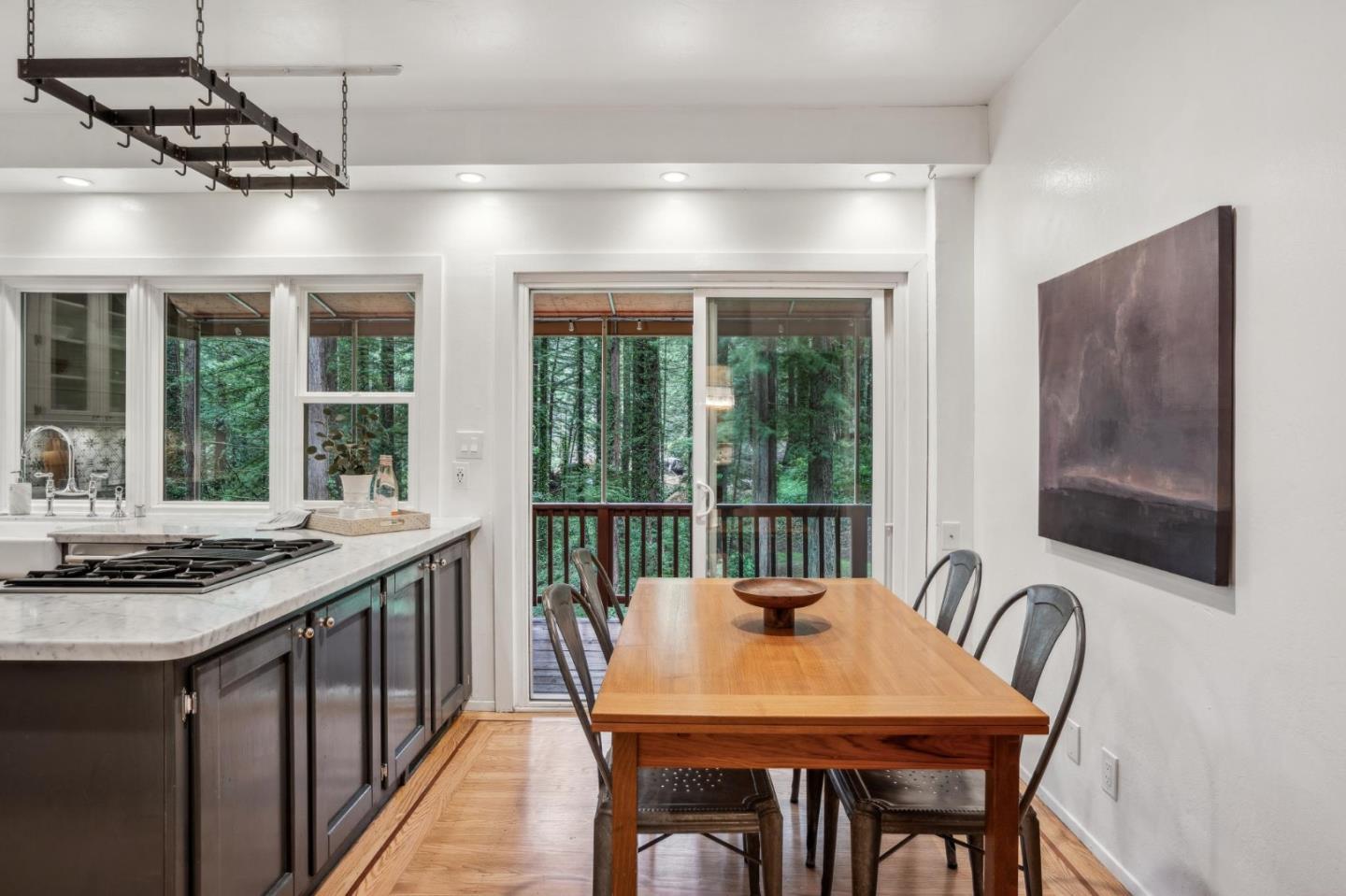 Detail Gallery Image 9 of 78 For 13872 Silver Sky Way, Woodside,  CA 94062 - 3 Beds | 2/1 Baths