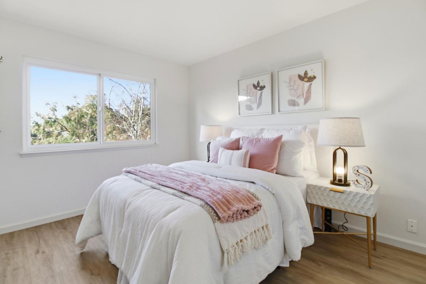 Detail Gallery Image 31 of 53 For 1912 Los Altos Dr, San Mateo,  CA 94402 - 4 Beds | 3 Baths