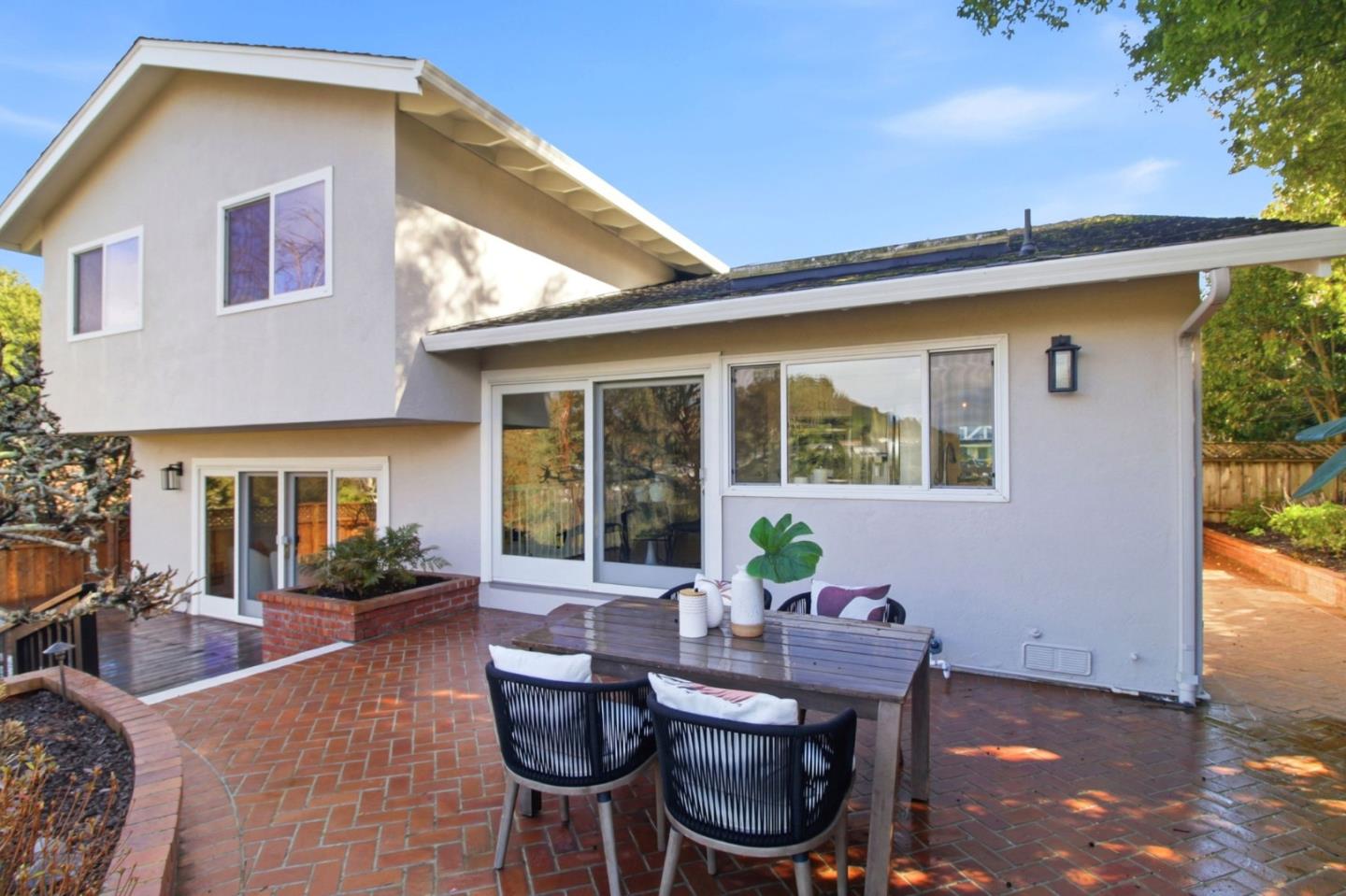 Detail Gallery Image 45 of 53 For 1912 Los Altos Dr, San Mateo,  CA 94402 - 4 Beds | 3 Baths