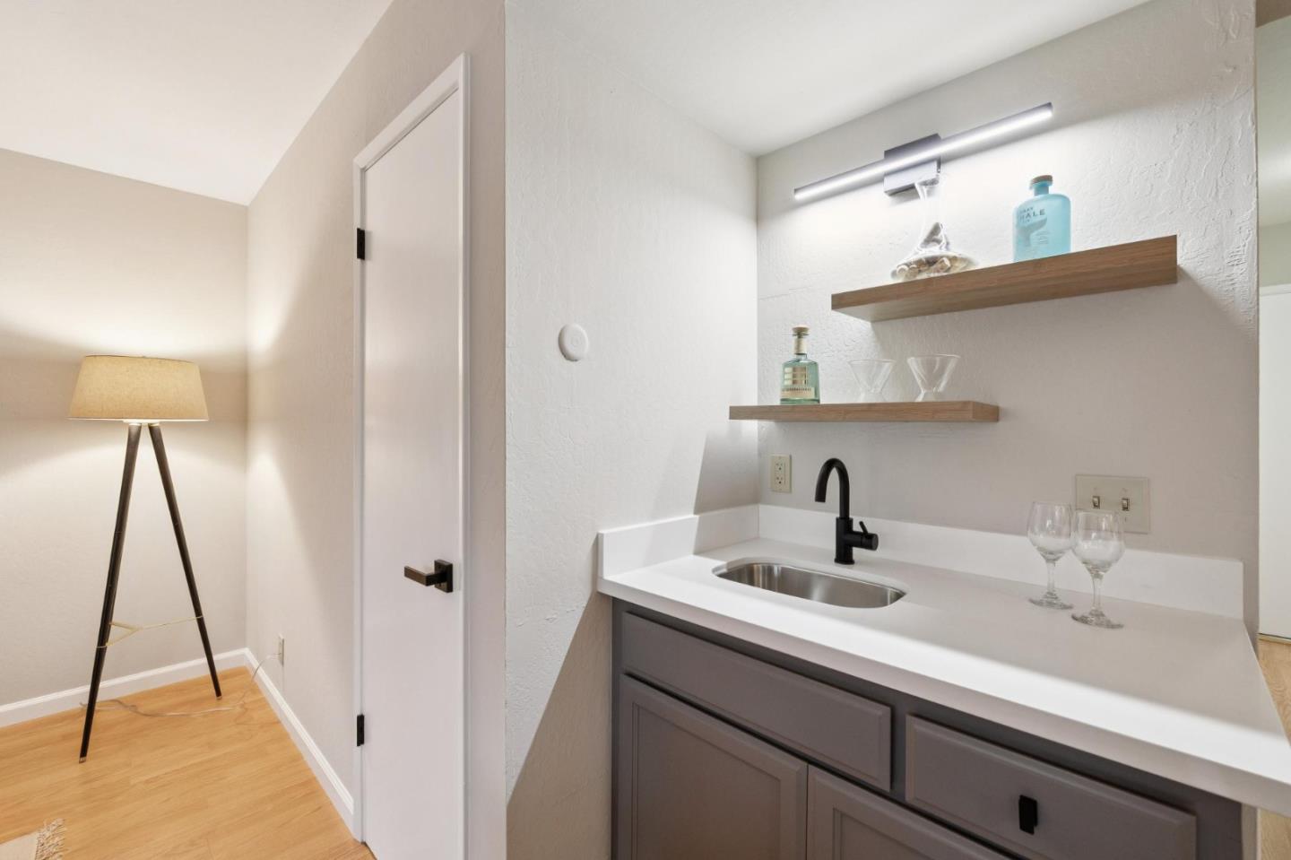 Detail Gallery Image 18 of 52 For 950 Gull Ave, Foster City,  CA 94404 - 4 Beds | 3 Baths