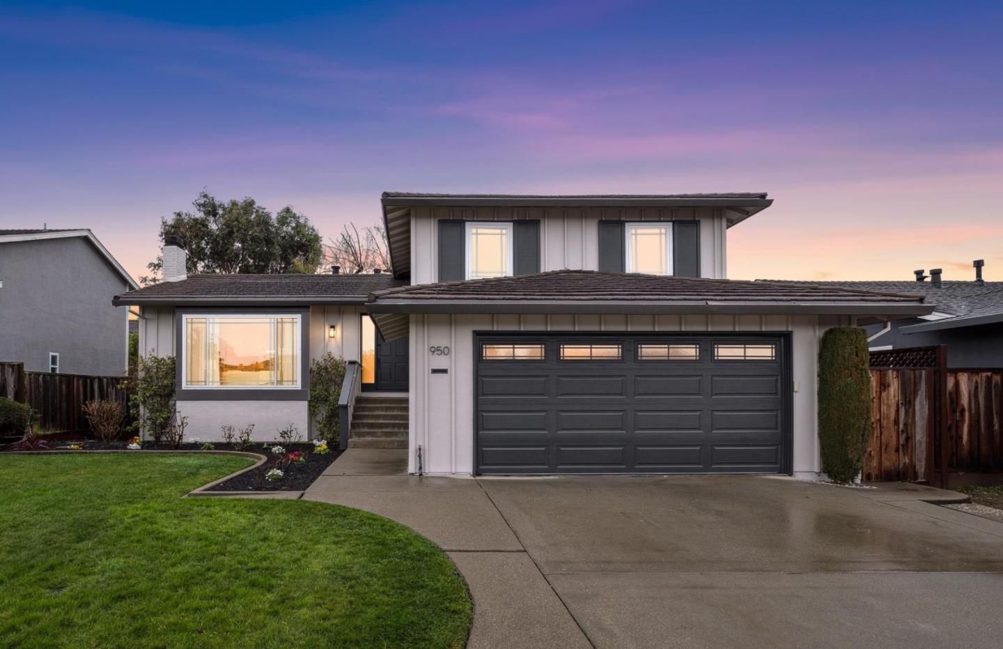 Detail Gallery Image 2 of 52 For 950 Gull Ave, Foster City,  CA 94404 - 4 Beds | 3 Baths