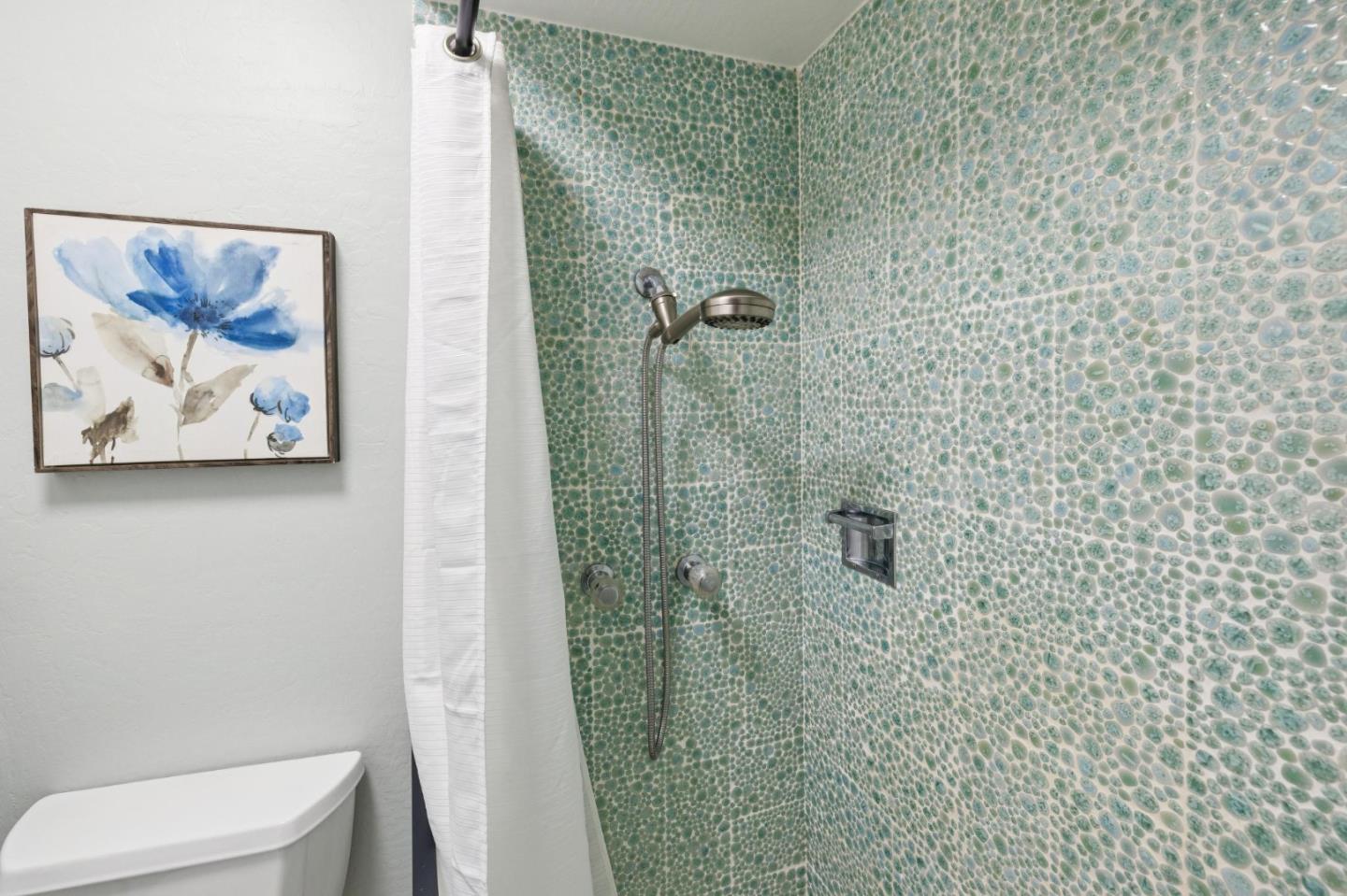 Detail Gallery Image 25 of 52 For 950 Gull Ave, Foster City,  CA 94404 - 4 Beds | 3 Baths