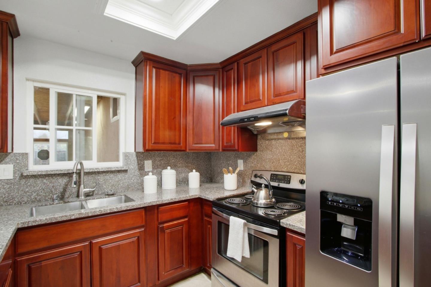 Detail Gallery Image 17 of 50 For 2911 Stevens Ln, San Jose,  CA 95148 - 3 Beds | 2 Baths