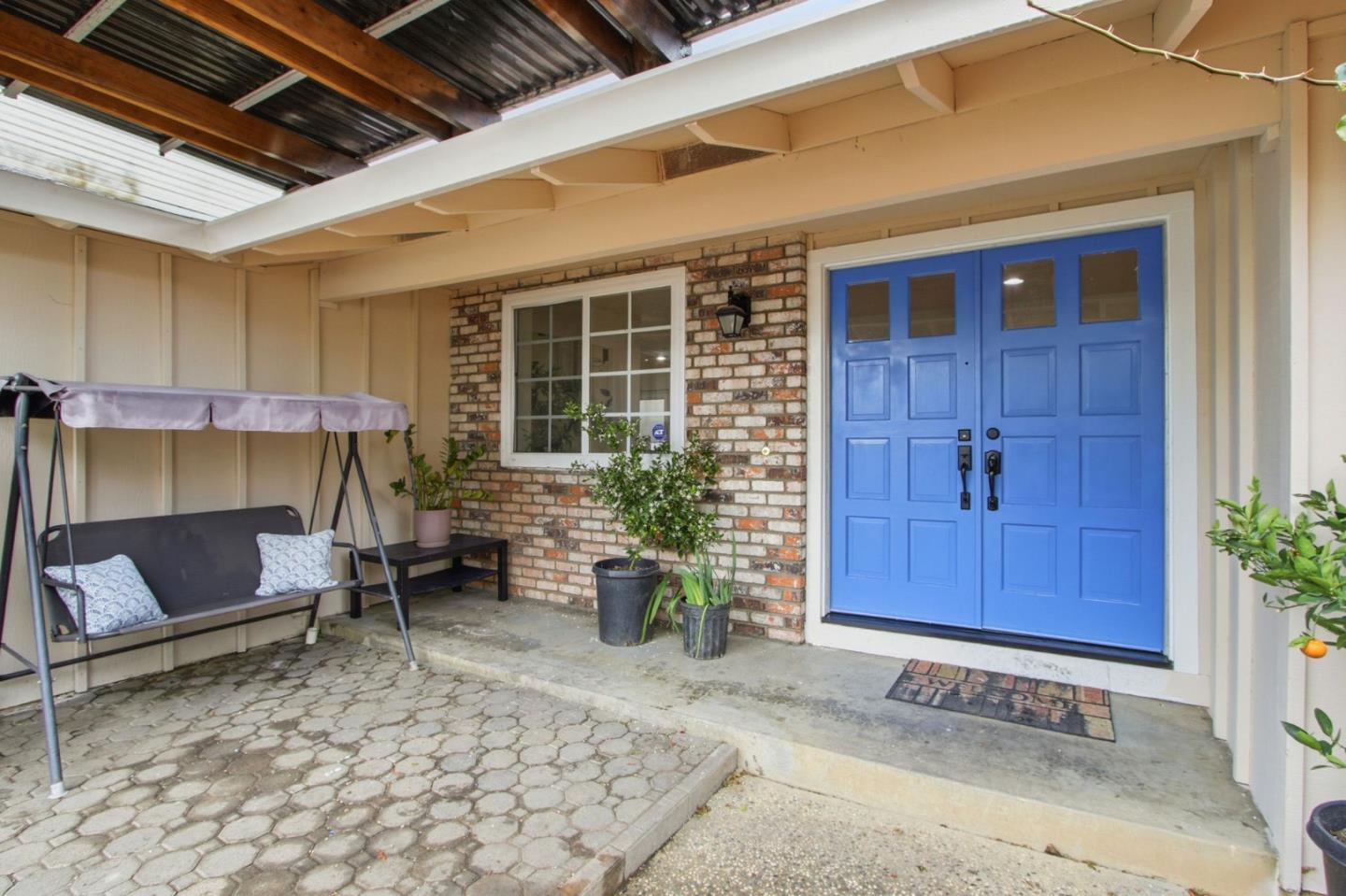 Detail Gallery Image 5 of 50 For 2911 Stevens Ln, San Jose,  CA 95148 - 3 Beds | 2 Baths