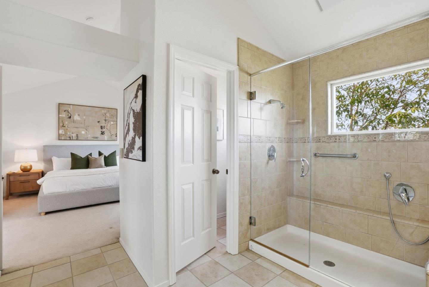 Detail Gallery Image 16 of 30 For 832 Sovereign Way, Redwood Shores,  CA 94065 - 2 Beds | 2 Baths