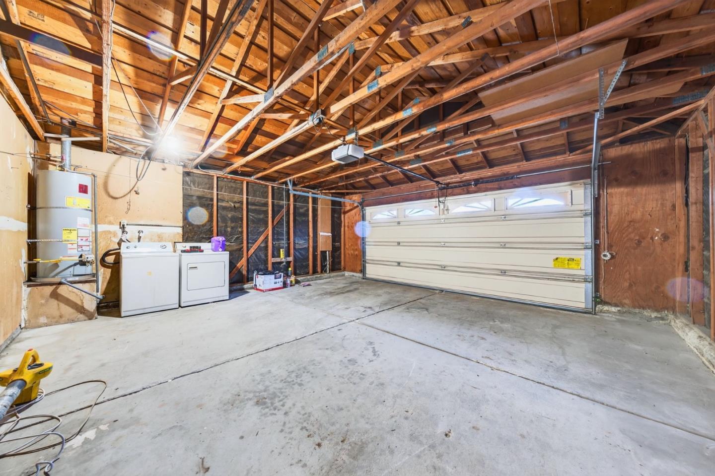 Detail Gallery Image 17 of 19 For 575 Guerra Dr, San Jose,  CA 95111 - 3 Beds | 1 Baths