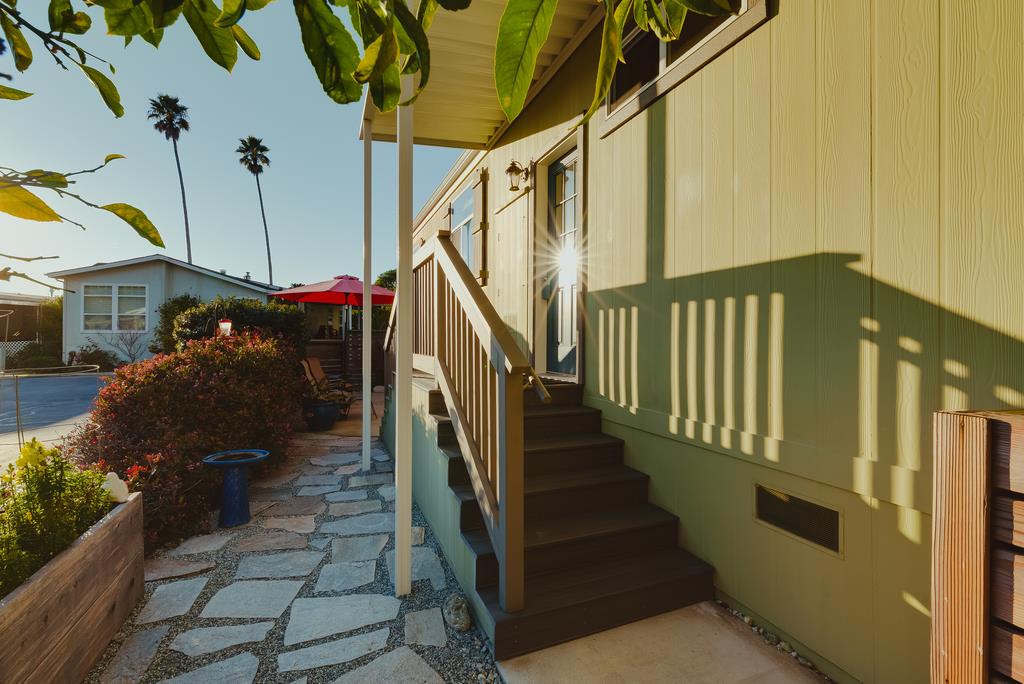 Detail Gallery Image 31 of 38 For 27 Pepperwood Way #27,  Soquel,  CA 95073 - 3 Beds | 2 Baths