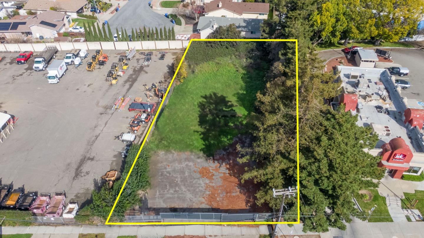 Front Image Thumbnail for ML82035403