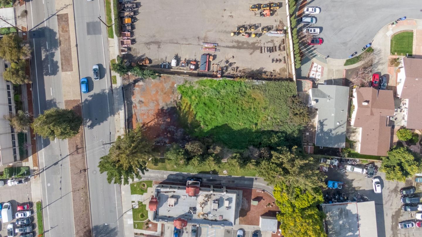 Detail Gallery Image 10 of 21 For 36800 Fremont Blvd, Fremont,  CA 94536 - – Beds | – Baths