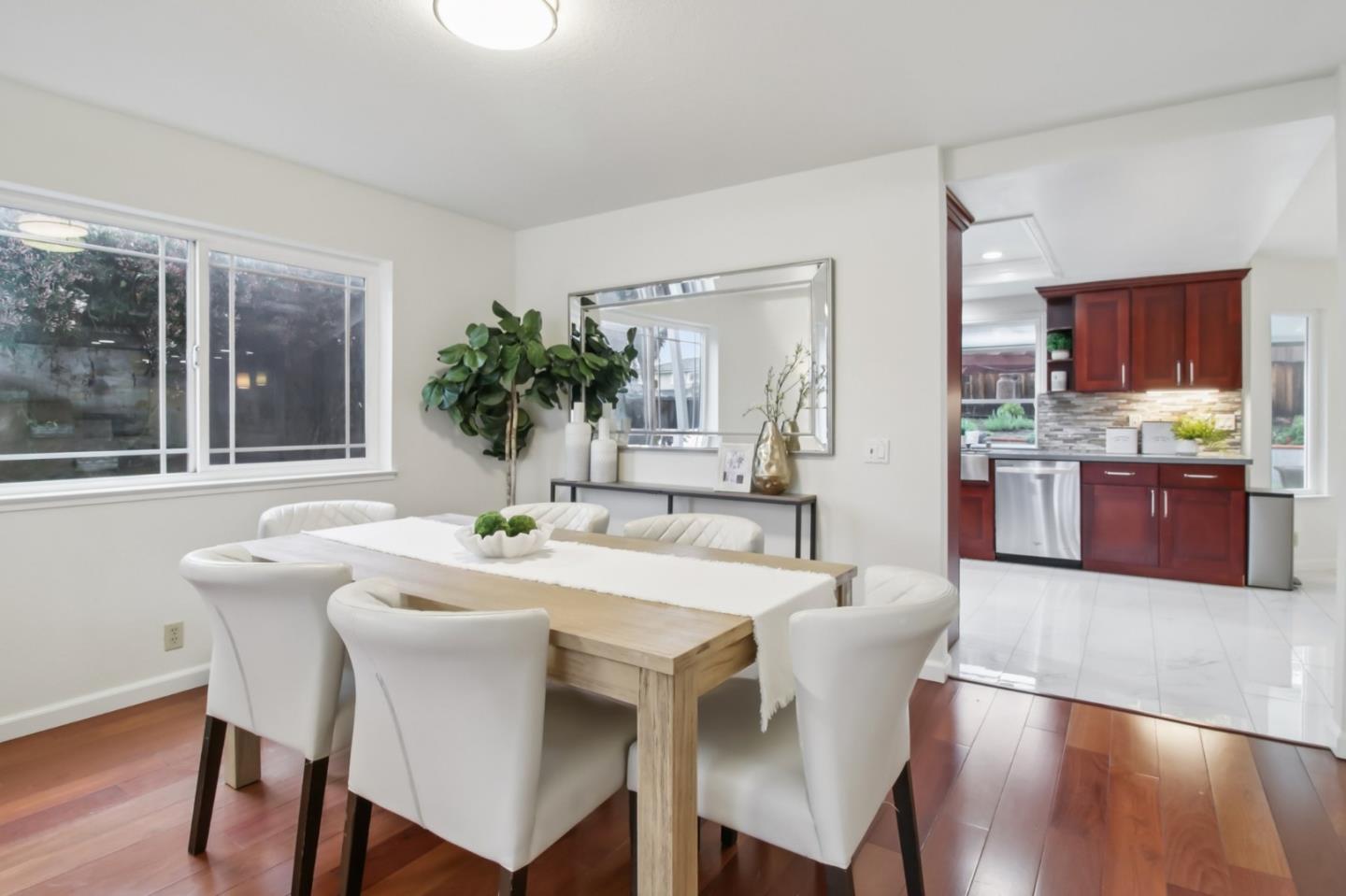 Detail Gallery Image 14 of 73 For 4142 Littleworth Way, San Jose,  CA 95135 - 5 Beds | 3 Baths