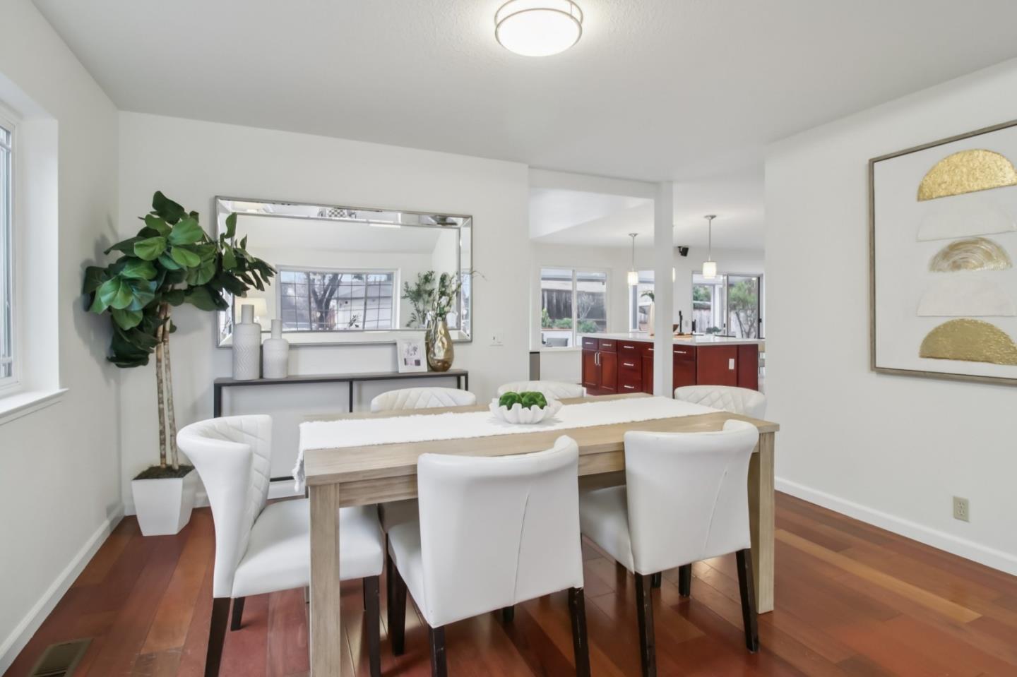 Detail Gallery Image 17 of 73 For 4142 Littleworth Way, San Jose,  CA 95135 - 5 Beds | 3 Baths