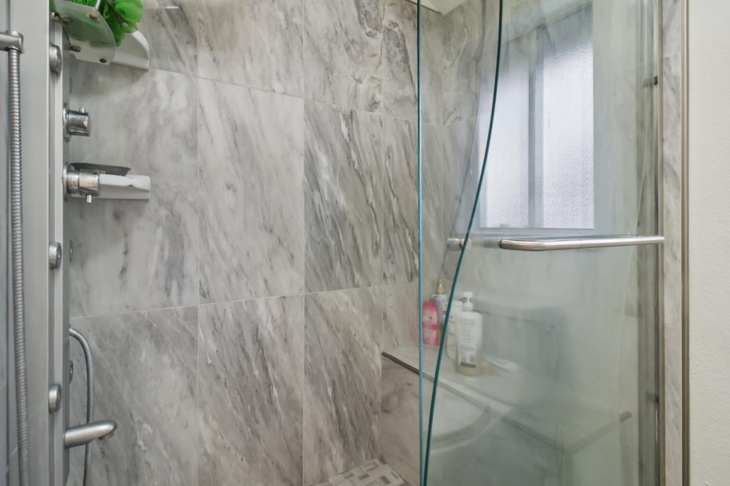 Detail Gallery Image 38 of 73 For 4142 Littleworth Way, San Jose,  CA 95135 - 5 Beds | 3 Baths