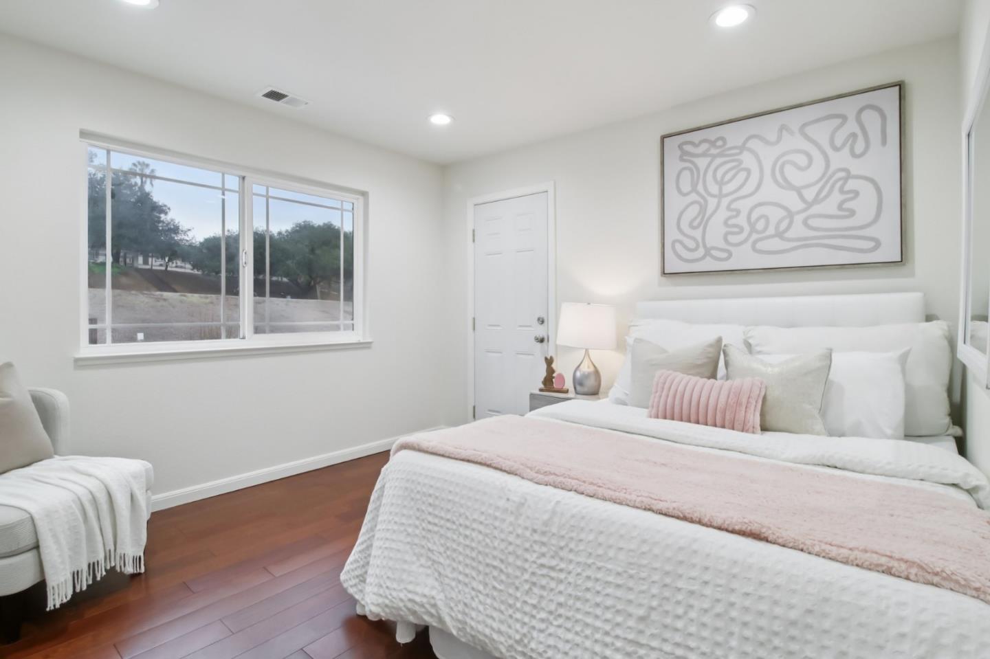 Detail Gallery Image 43 of 73 For 4142 Littleworth Way, San Jose,  CA 95135 - 5 Beds | 3 Baths