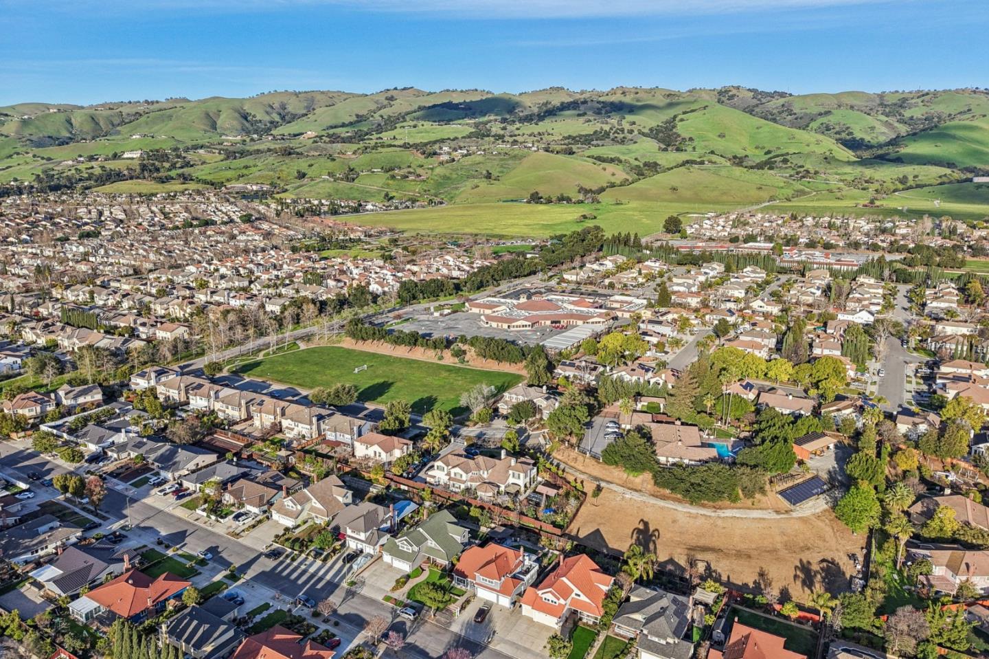 Detail Gallery Image 84 of 107 For 4142 Littleworth Way, San Jose,  CA 95135 - 5 Beds | 3 Baths