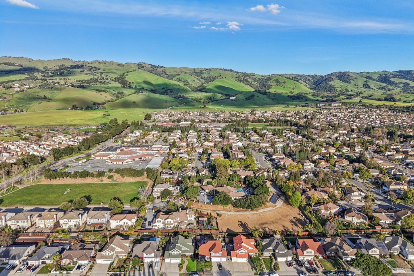 Detail Gallery Image 85 of 107 For 4142 Littleworth Way, San Jose,  CA 95135 - 5 Beds | 3 Baths