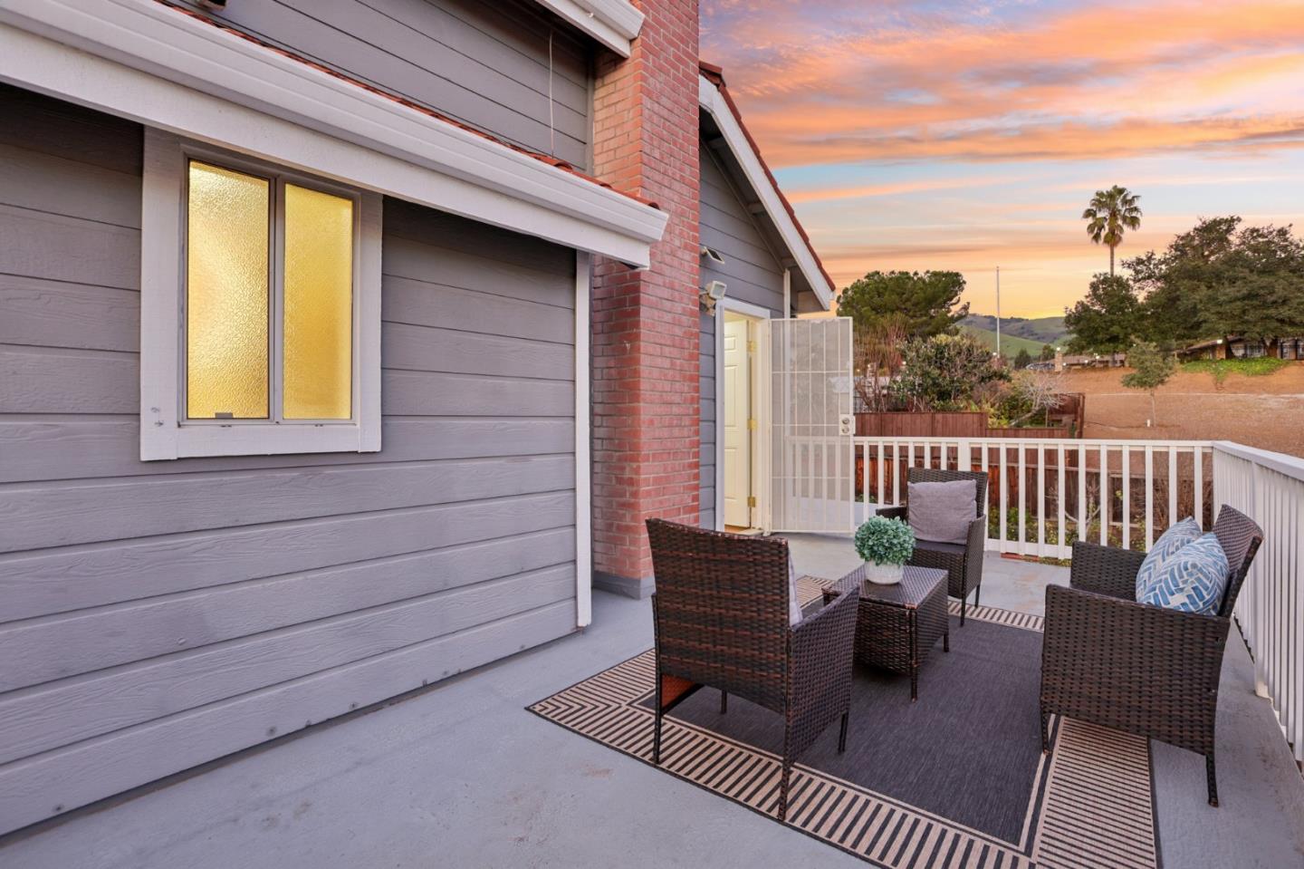 Detail Gallery Image 90 of 107 For 4142 Littleworth Way, San Jose,  CA 95135 - 5 Beds | 3 Baths